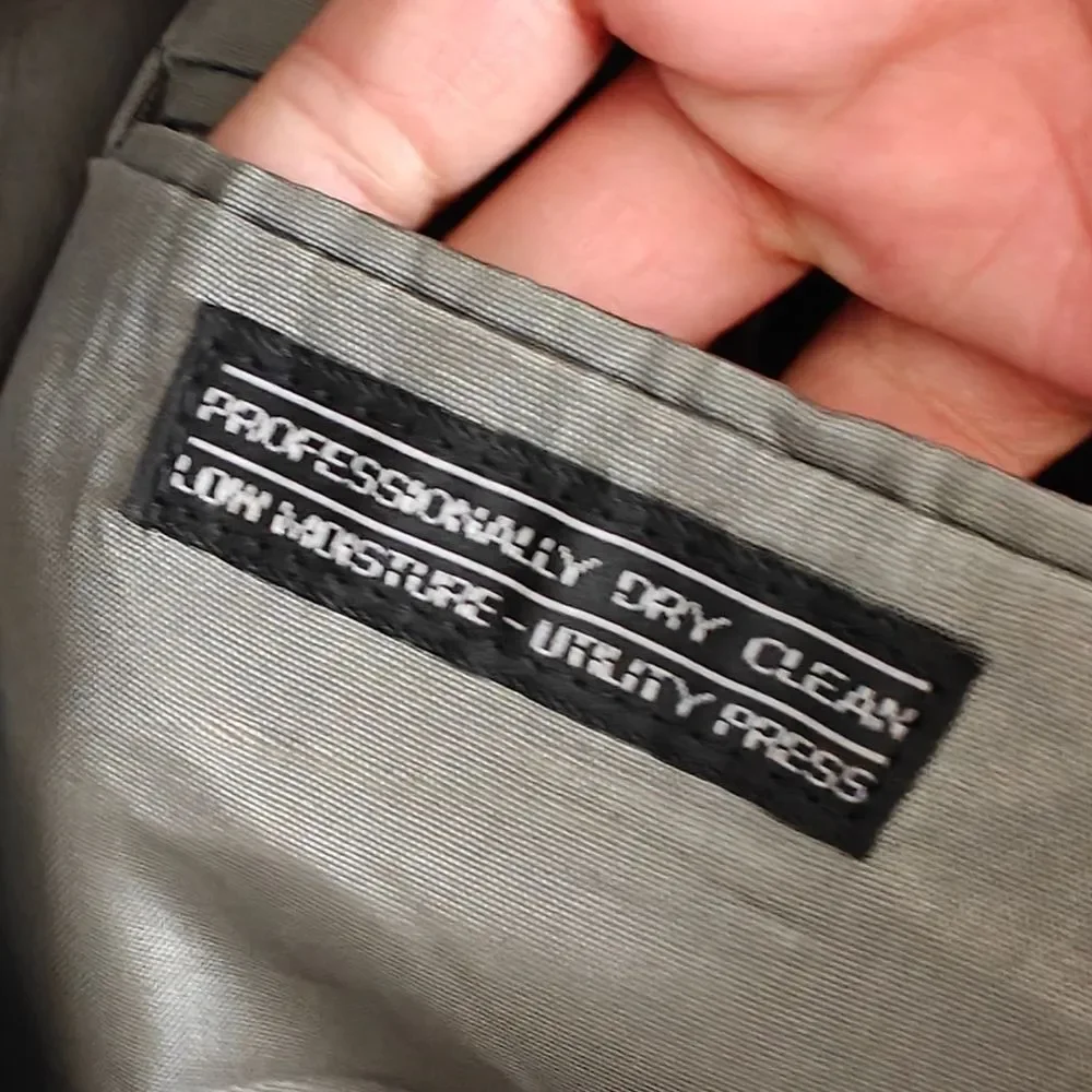 Elegant Gray Men's Blazer